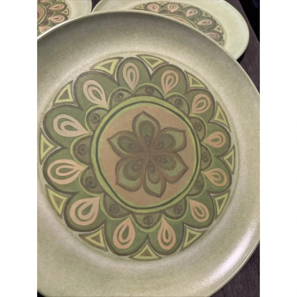 Vintage MCM Melamine 9.5